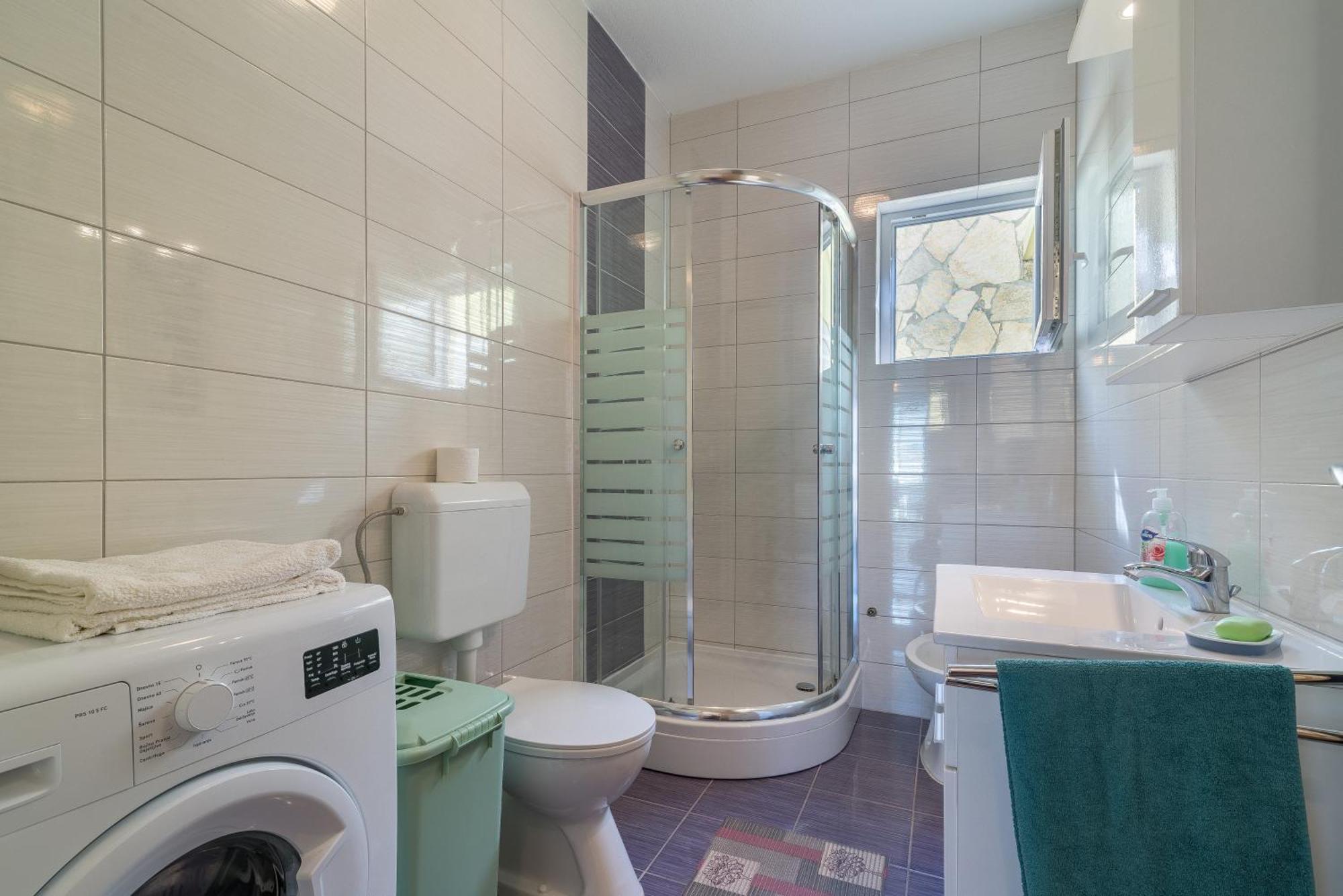 Apartmani Jelic Виньерац Экстерьер фото