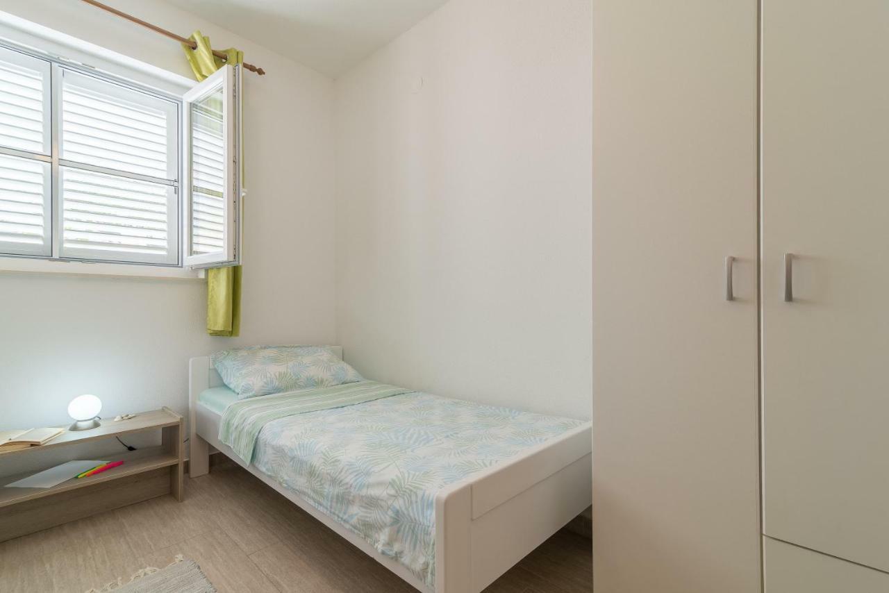 Apartmani Jelic Виньерац Экстерьер фото